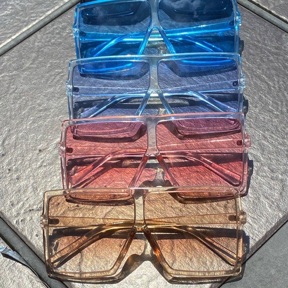 @RAGSXBAGS SHADES